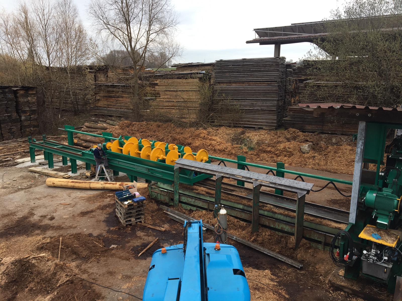 Fräskopfentrindung H249 bei Sägewerk Müller