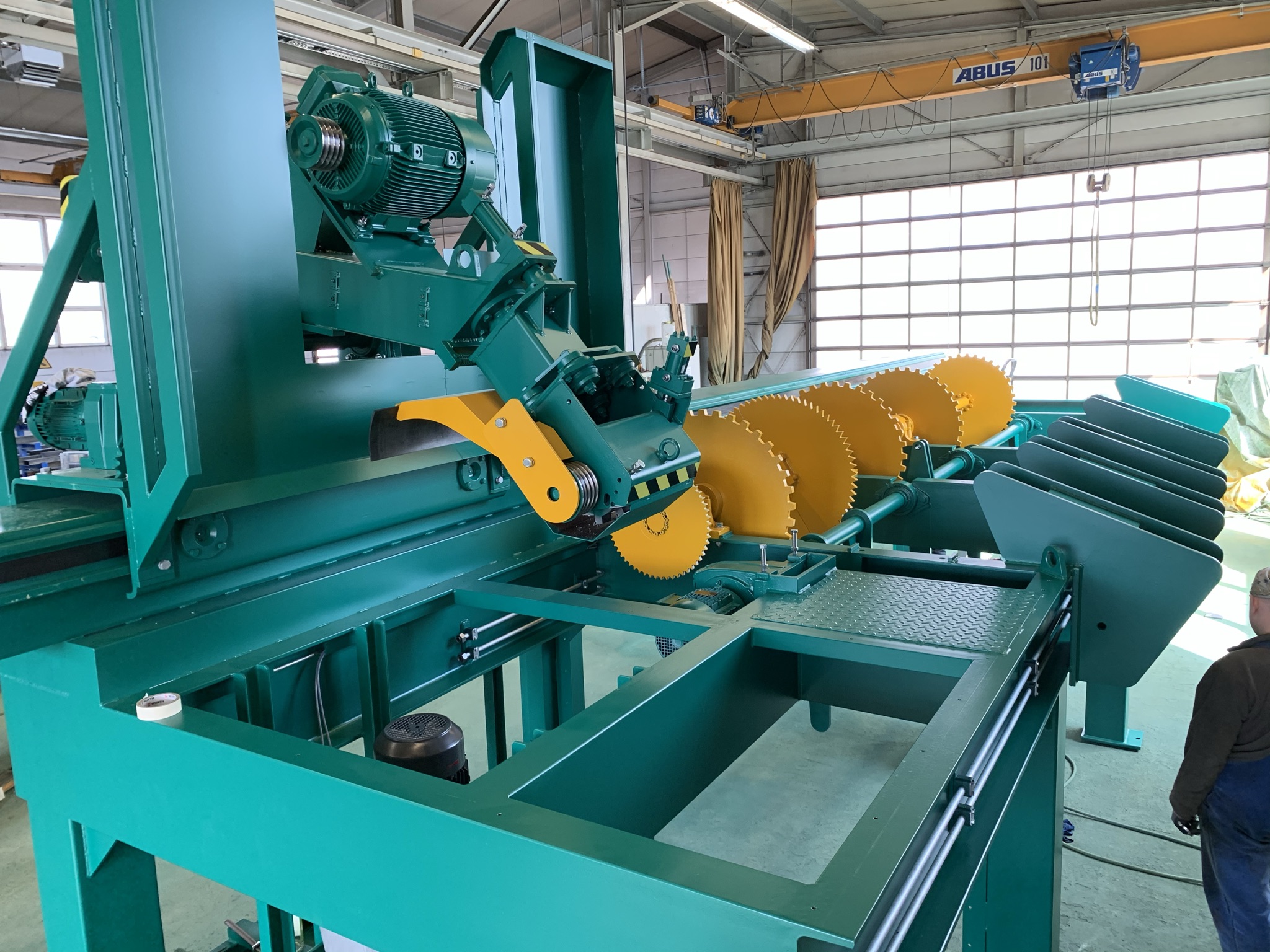 Fräskopfentrindung H256 bei Sägewerk Neubauer